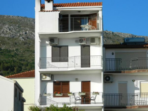 Apartments by the sea Podstrana, Split - 14976